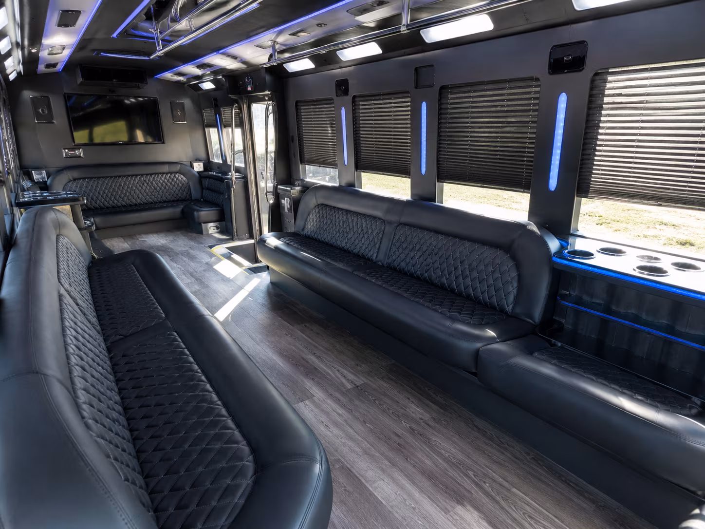 bachelor and bachelorette party buses in springfield