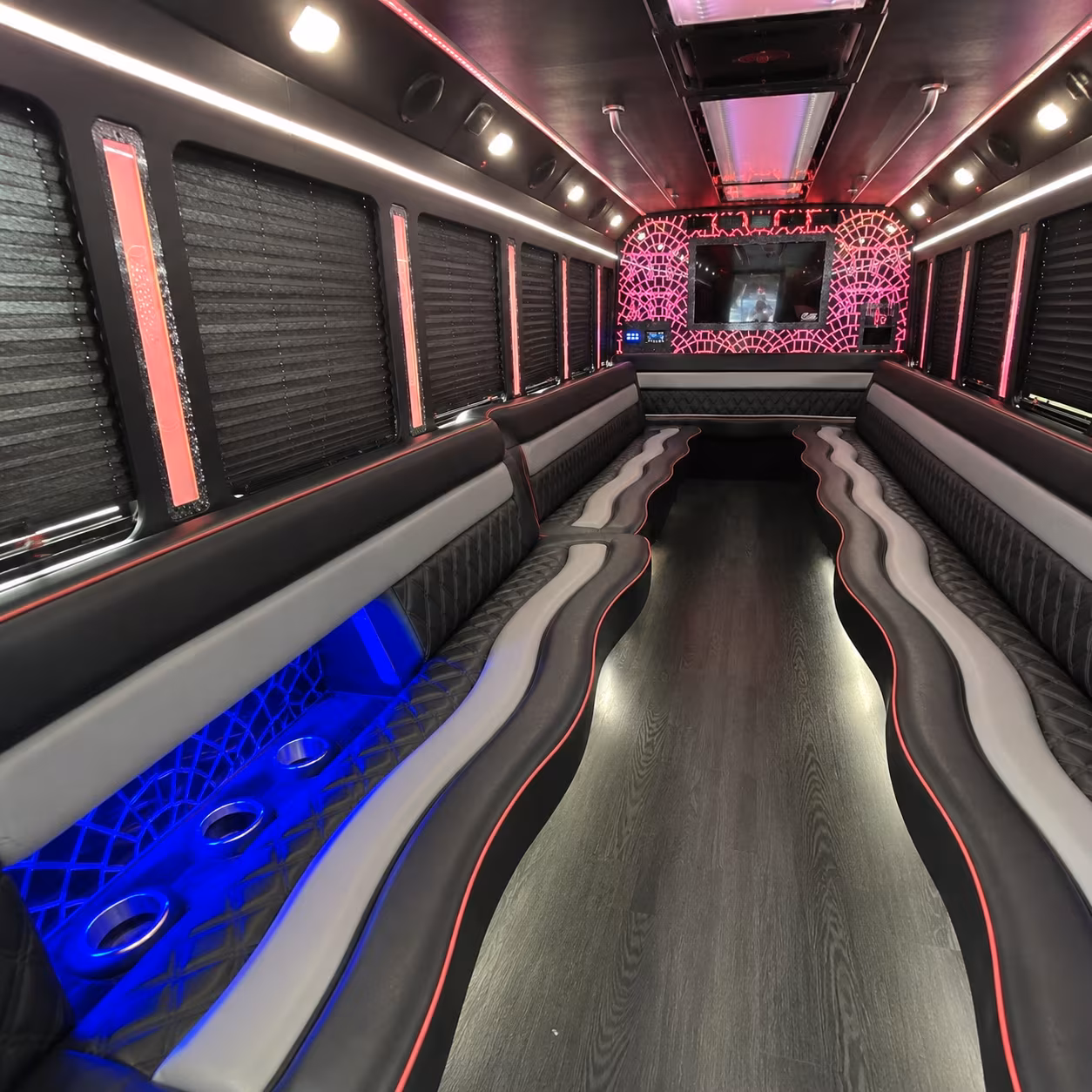 hit every photo stop in your springfield party bus before the dance