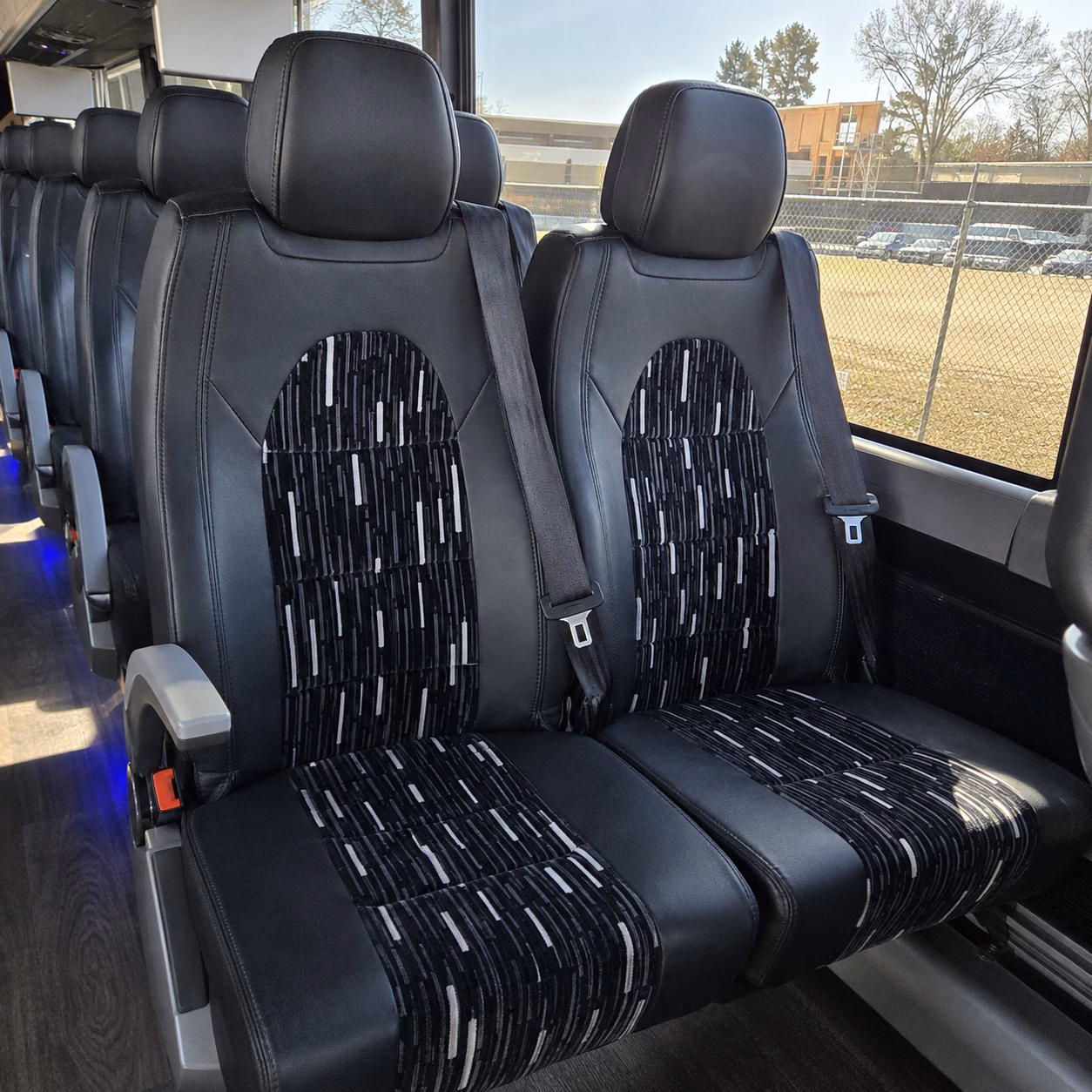 the bus type and amenities